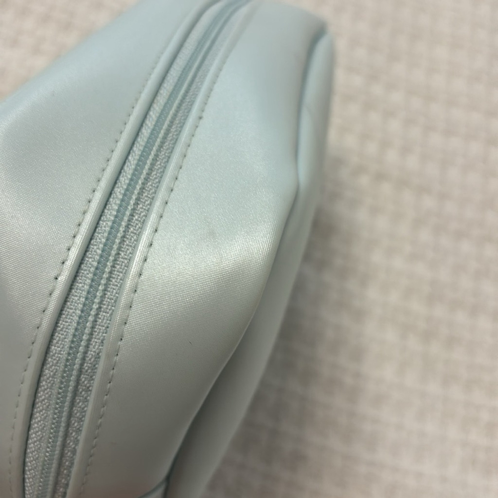 CHRISTIAN DIOR Perfume cosmetic bag travel make up bag top zipper light blue - Picture 9 of 16
